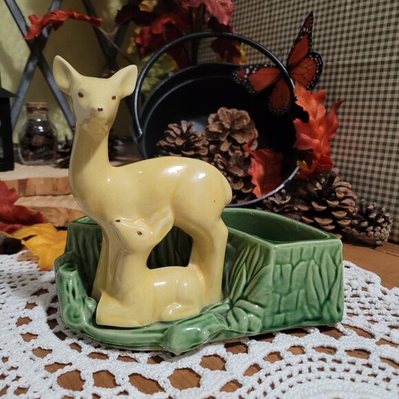 SHAWNEE no. 669 - Vintage Mid-century Ceramic Planter - Deer & Fawn - Picture 1 of 7